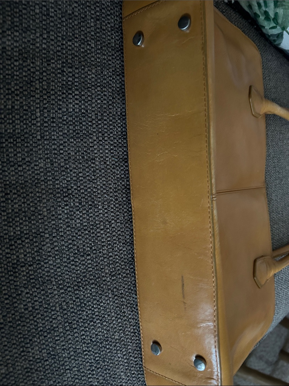 HOBO Leather Handbag - Picture 7 of 7